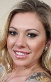 фото Райли Рис