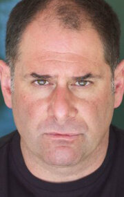 фото Джордж Врикос