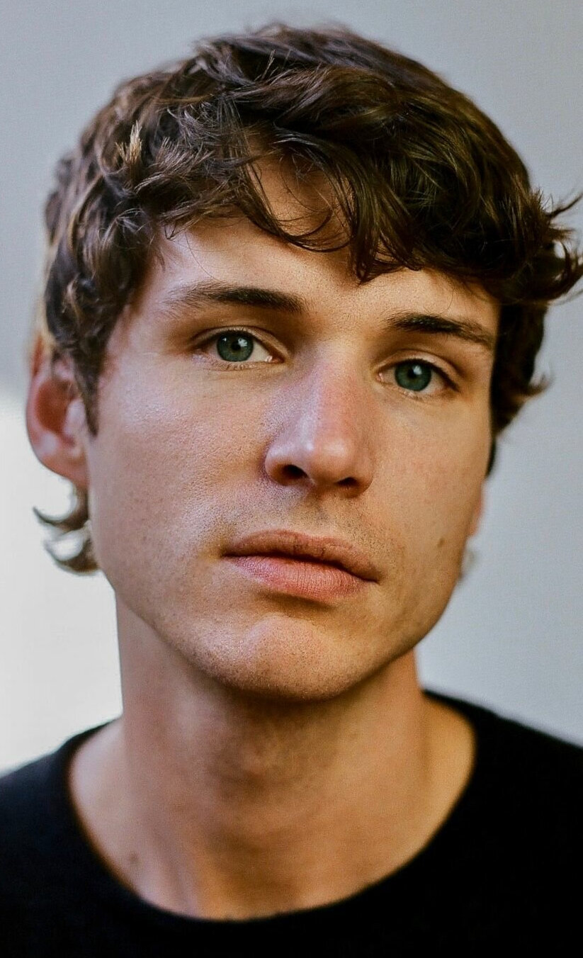 фото Николас Дентон