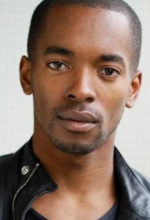 фото Аки Омошайби