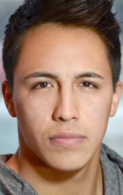 фото Грэй Акуна