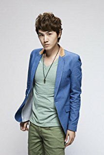 фото Цзюнь Юн Линь