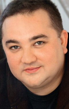 фото John Untalan