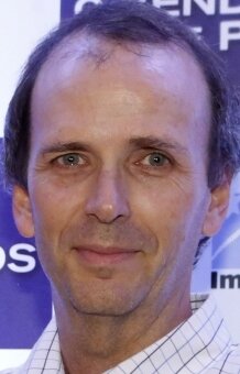 фото Луис Буарке Де Олланда