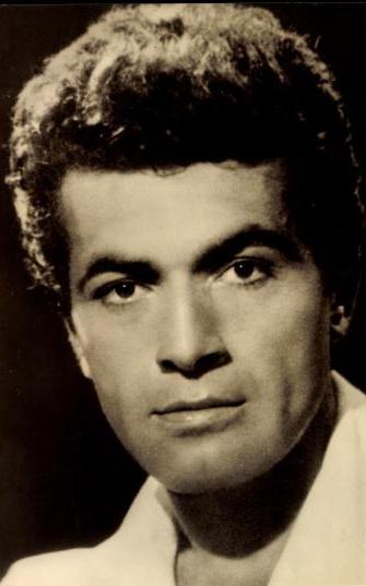 фото Крис Аврам