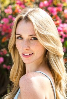 фото Кейтлин Рэймонд