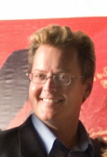 фото Daniel McKeon