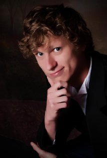 фото Диллон Руст