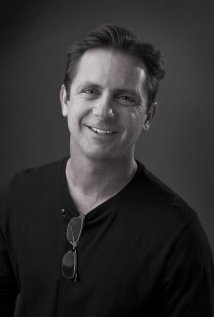 фото Даррен Робертс