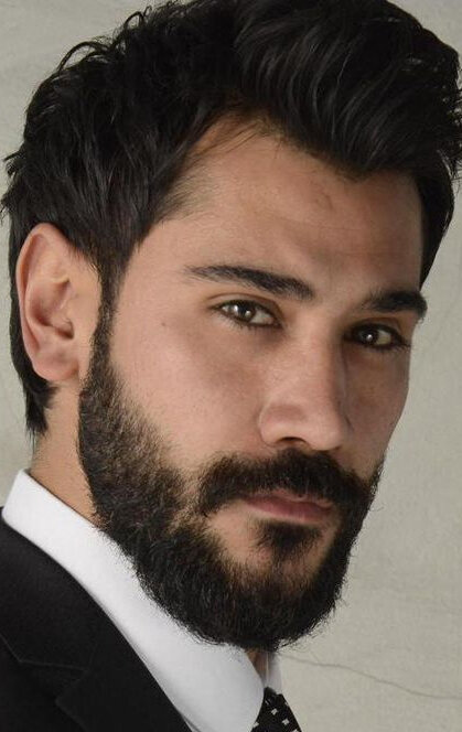 фото Угур Гюнеш