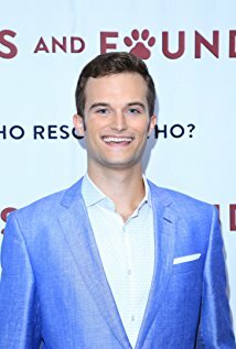 фото Garrett Wagner