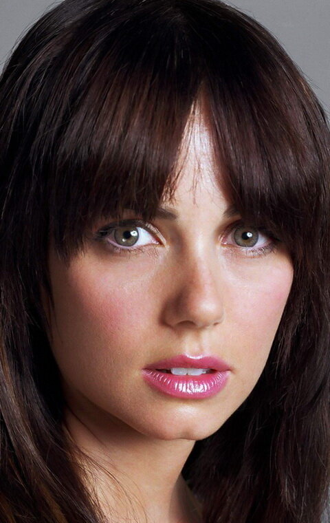 фото Миа Киршнер