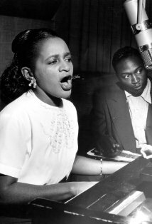 фото Клара Уорд