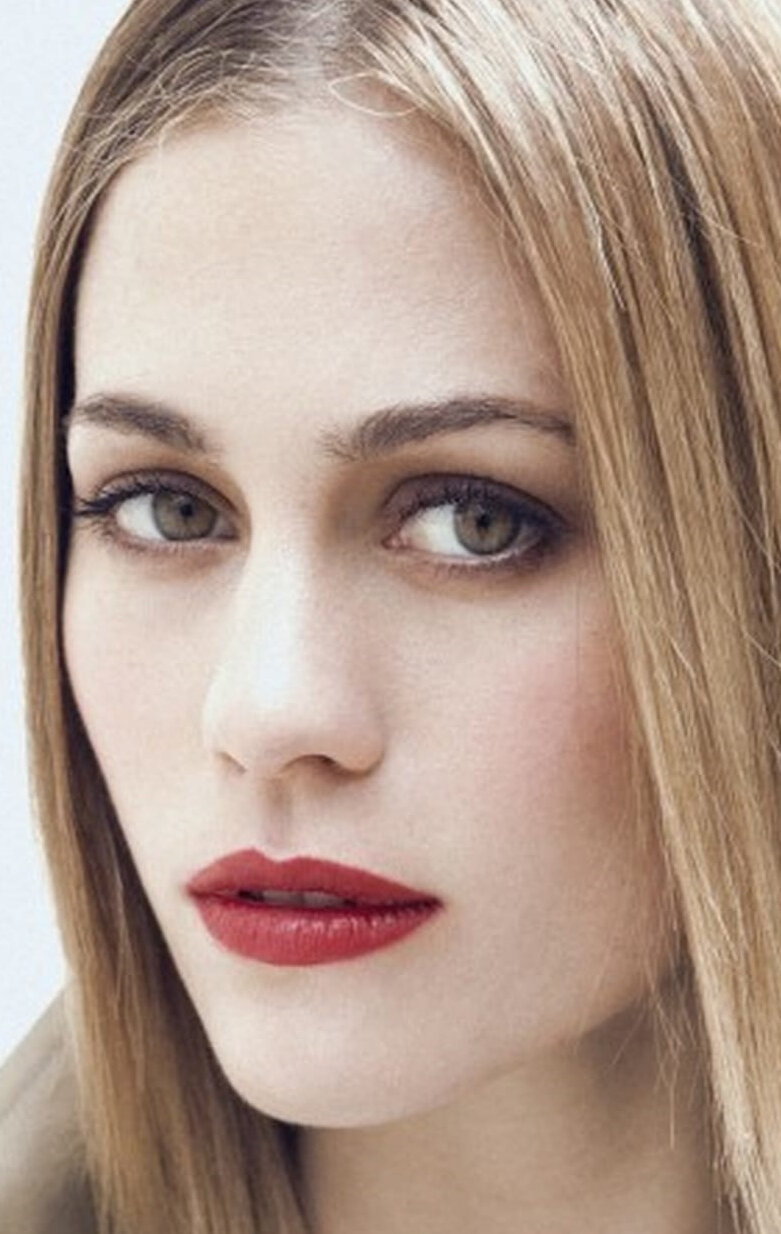 фото Кимберли Телл