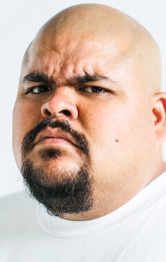 фото Майк Дж.