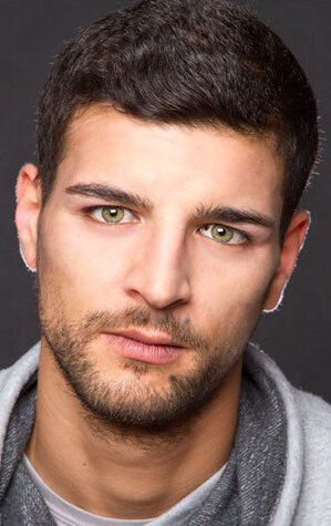 фото Ahmed Younoussi