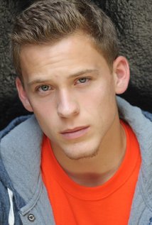 фото Тайлер Перес