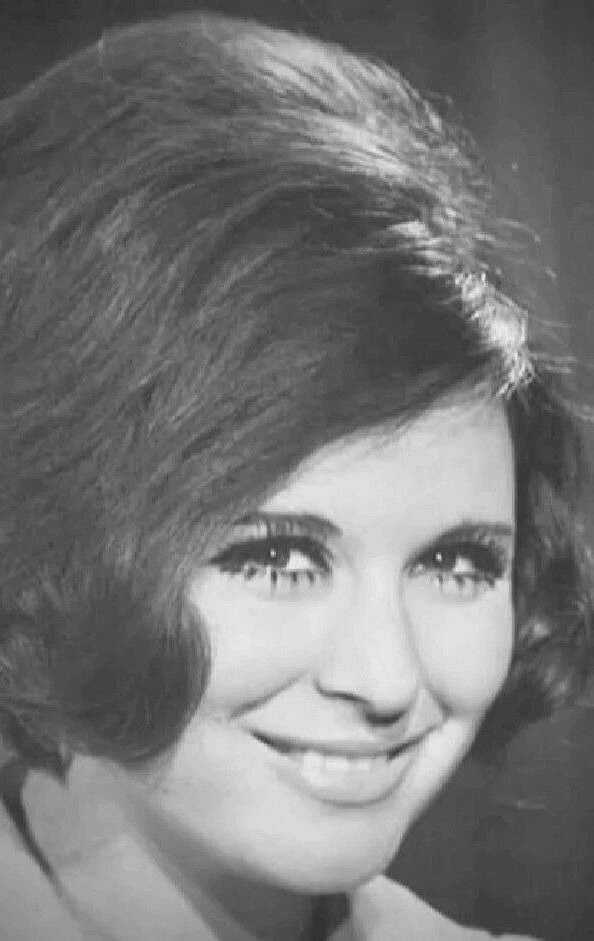 фото Суад Хосни