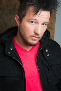 фото Джошуа Бриско