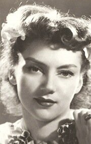 фото Иветт Лебон