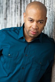 фото Пэрис Джонс