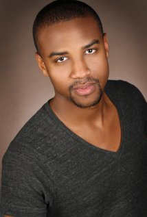 фото Эммануэль Хауэлл