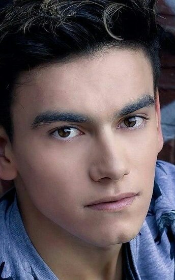 фото Агустин Бернаскони