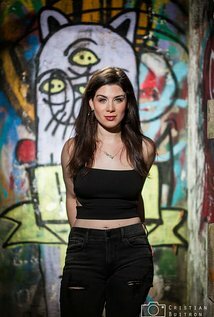 фото Elyssa Nicole Trust