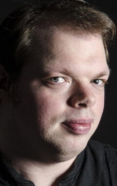 фото Тайрон Кернс