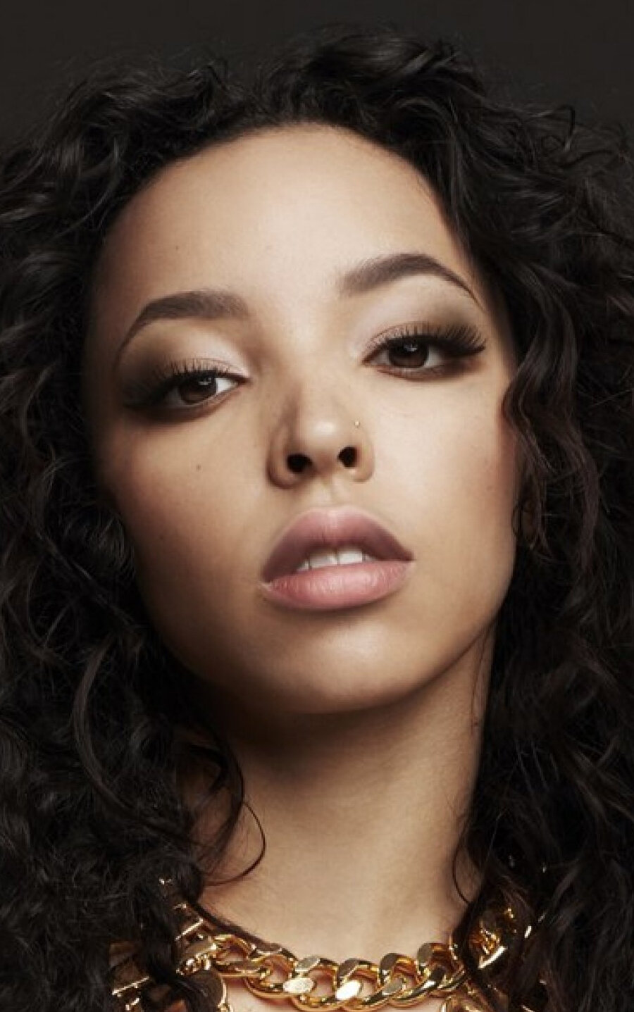 фото Тинаше