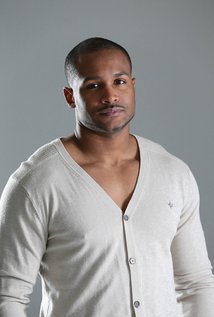 фото Эдем Ньямади