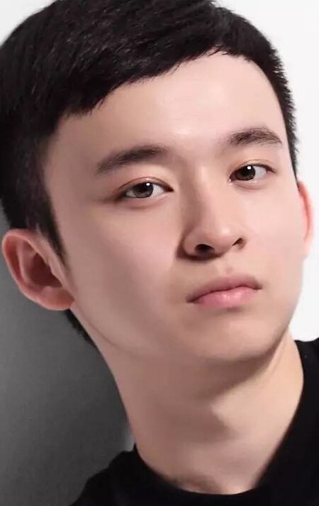 фото Дун Цзыцзянь