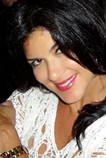 фото Джули Хелтон