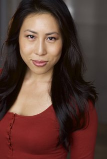 фото Дженнифер Юн