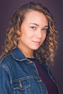 фото Сэтчел Иден Белл