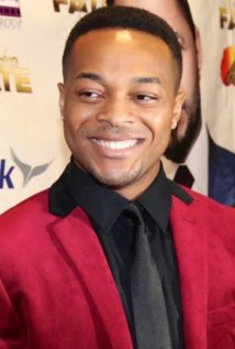 фото Andrew Onochie