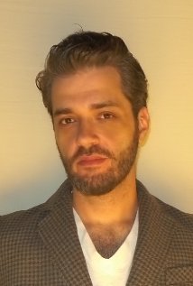 фото Андре Аджи