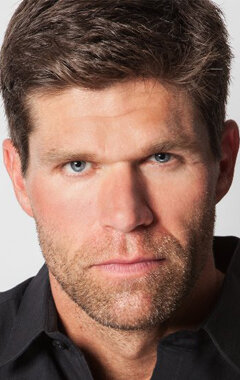 фото Кори Мехер