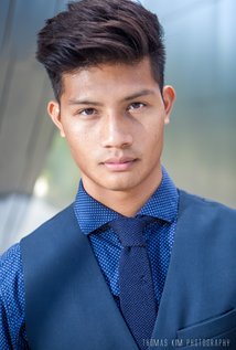 фото Chris Gatpo