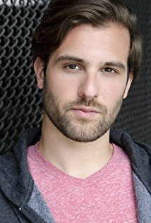 фото Монтгомери Мауро