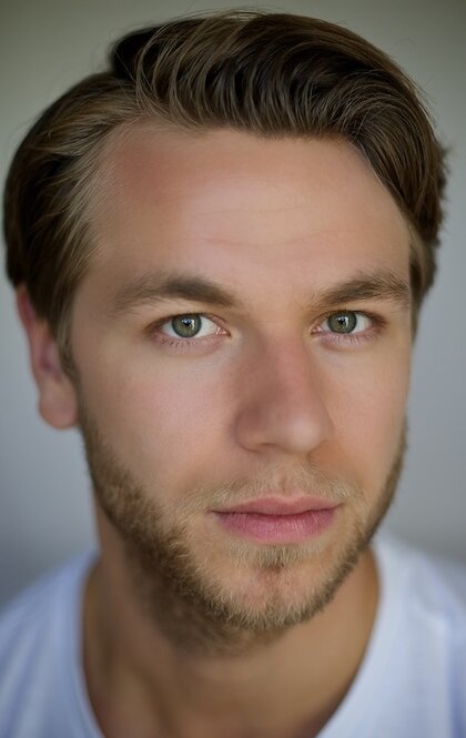 фото Уилф Сколдинг