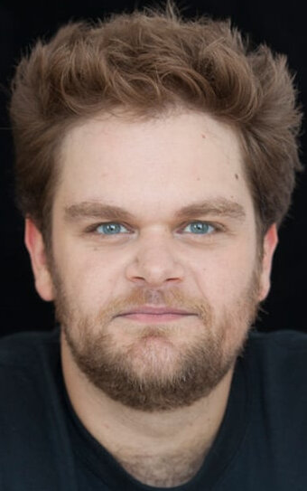 фото Максим Майу