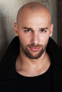 фото Joshua Sowden