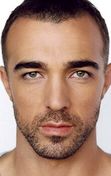 фото Сэм Аптон