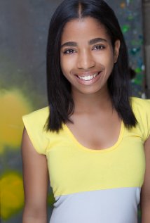 фото Миа Гузман