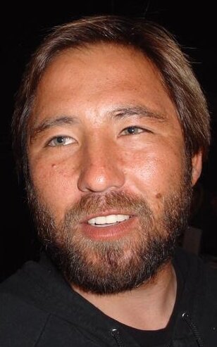 фото Грег Игучи