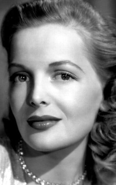 фото Элиз Нокс