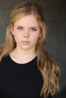 фото Маккензи Вэрэйнг