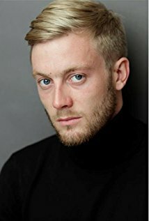 фото Том Филлипс