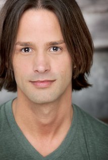 фото Эмерсон Коллинз